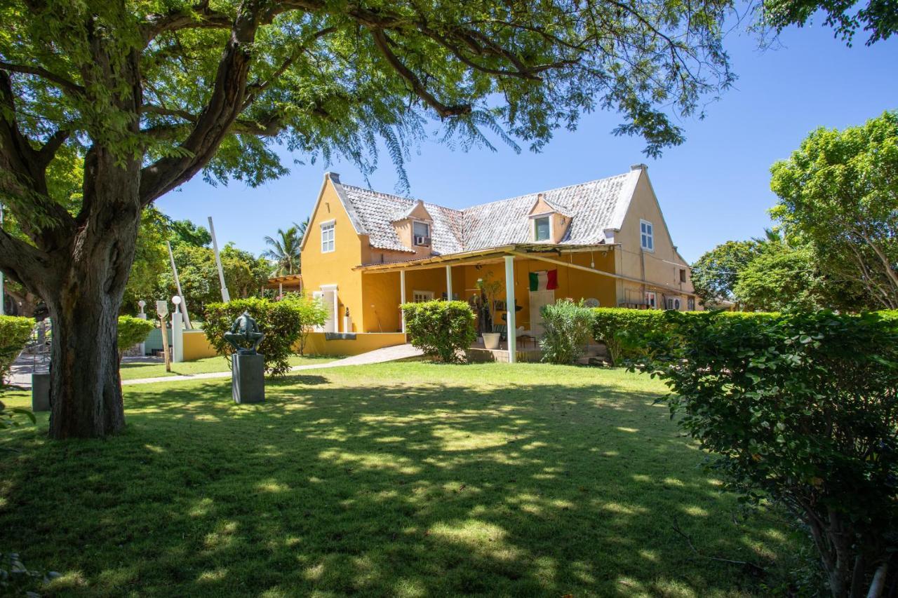 Blue Bay Bungalows - The Garden Dorp Sint Michiel Exterior photo